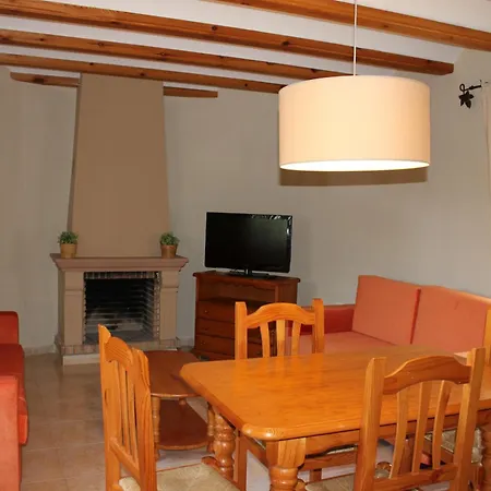 043 Olivar -grosella Βίλα