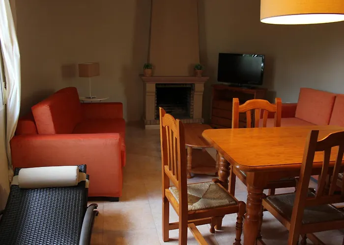 043 Olivar -grosella Βίλα *